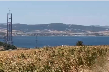 LAPSEKI DE KÖPRÜ MANZARALI 3834m2 TARLA