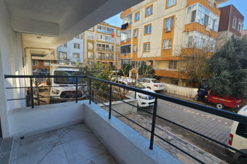 LAPSEKİ KİRALIK DAİRE